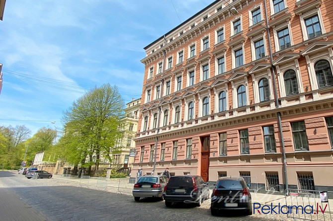 Продаётся светлейшая мансардная двухкомнатная квартира в сердце Риги.  Квартира Рига - изображение 9