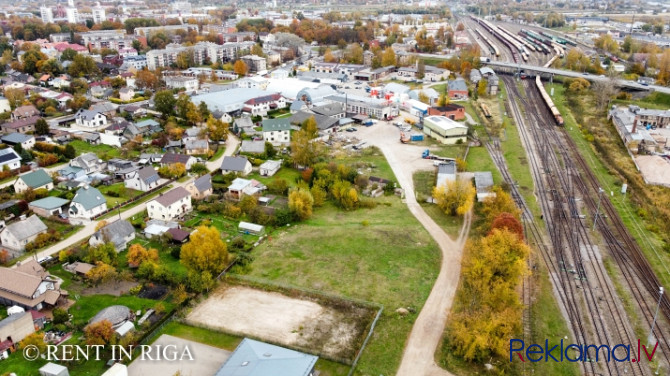 Tiek pārdots zemesgabals rūpniecības sektora Jelgava.  Platība: 3596m  + Maksimālais apbūves Jelgava un Jelgavas novads - foto 1
