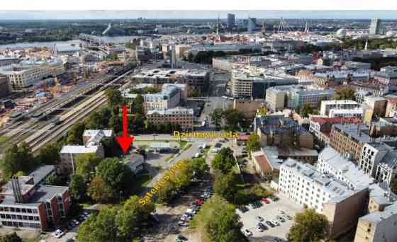Предлагаем коммерческое помещение в самом центре Риги!  Здание общей площадью Rīga