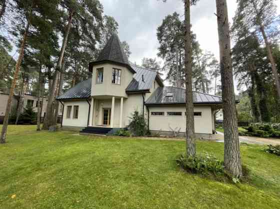 Продается уютный и качественный дом в Юрмале.  Здание было построено в 2008 году. Jūrmala