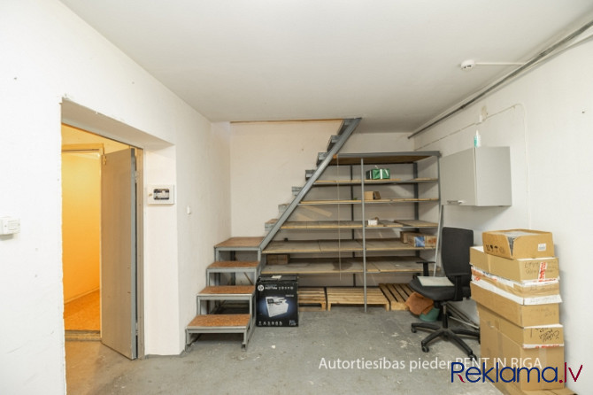 Atsevišķi stāvoša biroja ēka ar kopējo platību 458 m2.  APKURES sezonā nomas maksa 3 Rīga - foto 3