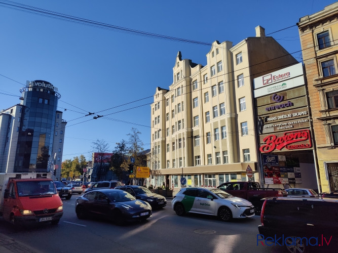 Telpas pie Brīvības ielas un Barona kvartāla ar lielu gājēju plūsmu.  Telpās var izveidot Rīga - foto 12