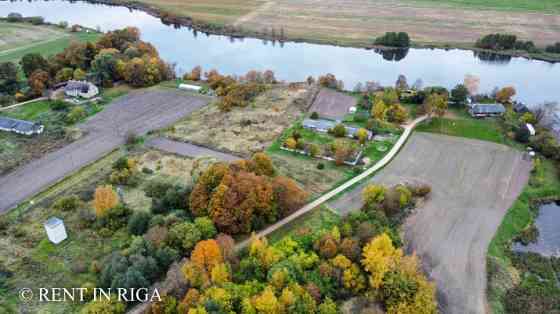 Продается сельскохозяйственный участок у воды в Lielplatone для постройки частного Елгава и Елгавский край