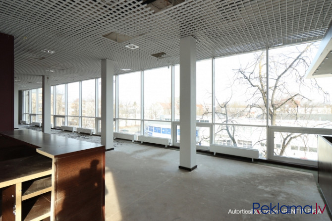 Iznomā daudzfunkcionālas telpas kvalitatīvi un pārdomāti būvētā īpašumā Teikā, blakus Rīga - foto 1