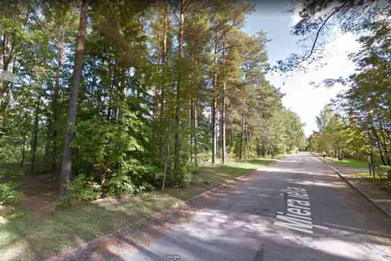 Tiek tirgots zemes gabals ar projektu četru sekciju rindu mājām.  + Meža ielokā, klusā un ģimenēm iz Rīgas rajons