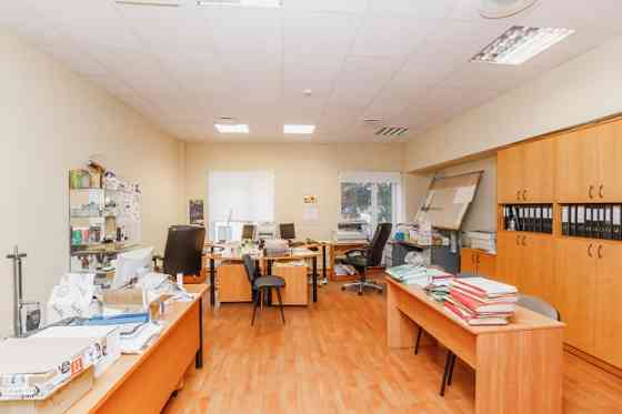 Аренда офисных помещений в комплексе помещений Дзинтарс.  Помещения обеспечены Rīga