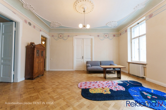 Elegants un rūpīgi atjaunots dzīvoklis Rīgas vēsturiskajā centrā.  Tas atrodas Lāčplēša Rīga - foto 7
