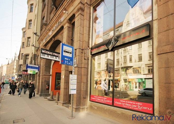 Tiek pārdotas komerctelpas pašā Rīgas centrā uz vienas no aktīvākajām ielām ar lielu cilvēku plūsmu! Рига - изображение 6