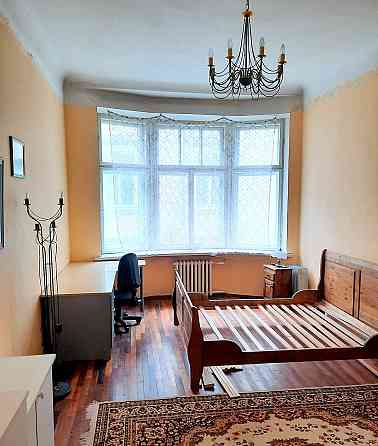 Вецрига Фасадный дом, реновированный дом, благоустроенная озеленённая Rīga