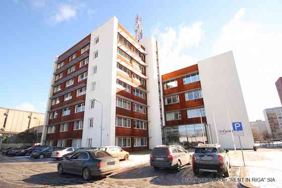 Atsevišķi stāvoša, mūsdienīga un moderna 8-stāvīga biroja ēka.  Būve 6714.8 kvm, lietderīgā, jeb izn Rīga