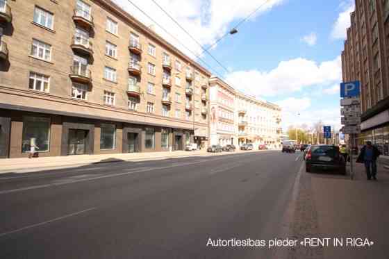 Cдаём в аренду новое помещение для магазина, ресторана или офиса на улице Stabu 15 Rīga