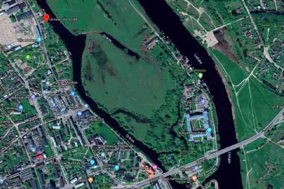 Продается участок земли с историческим зданием с видом на реку Дрикса в Елгаве, с Jelgava un Jelgavas novads