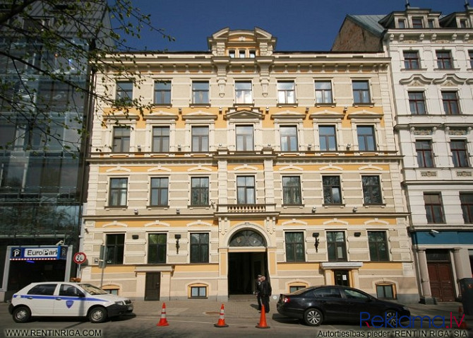 Reprezentabla ēka Rīgas aktīvajā centrā  + Cena ir norādīta par telpām PĒC kosmētiskā Rīga - foto 1