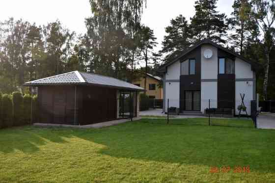 Сдаётся красивый уютный дом в Юрмале в тихом и спокойном месте. Дом 120 m2. Jūrmala