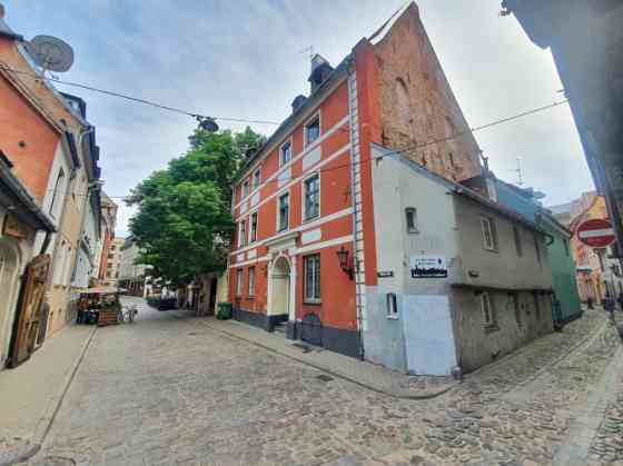 Воспользуйтесь преимуществами частного дома в самом центре Риги - в Старом Рига