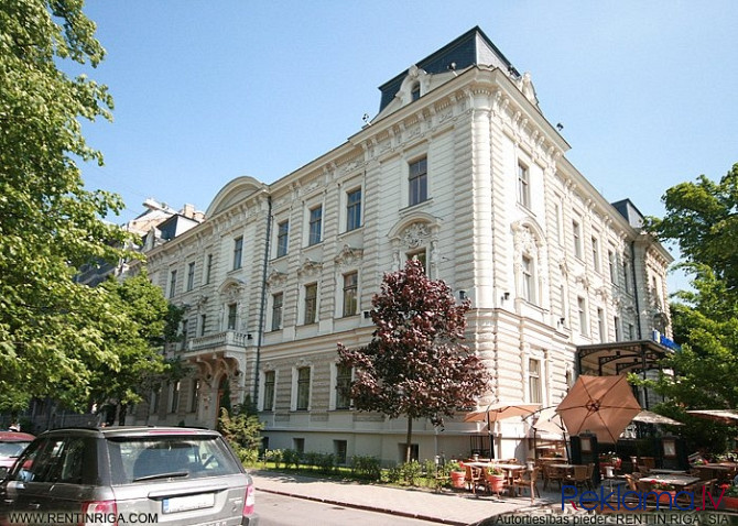 Iznomā biroju vienā no Rīgas visprestižākajām biroju ēkām. Ēka atrodas vēstniecību rajonā, pretī par Рига - изображение 6