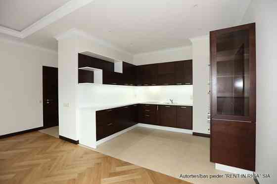Предлагаются 3х комнатные апартаменты с терассой и полной отделкой класса люкс в Rīga