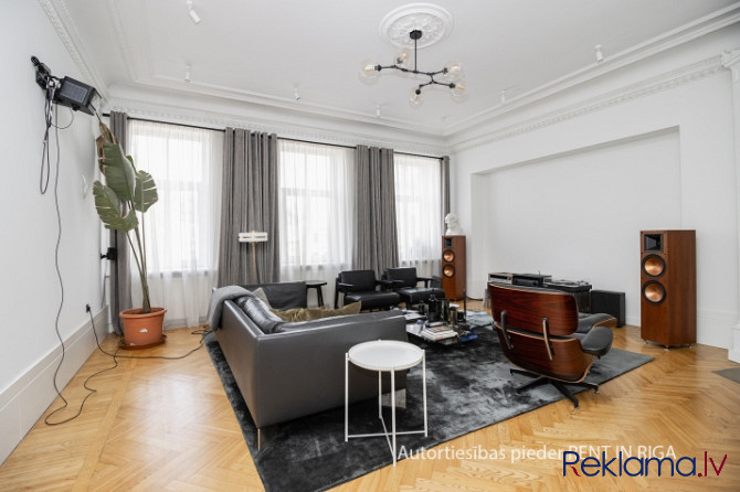Spacious apartment in quiet center - Elizabetes Street 8.  Layout of the apartment:  + living room w Рига - изображение 1