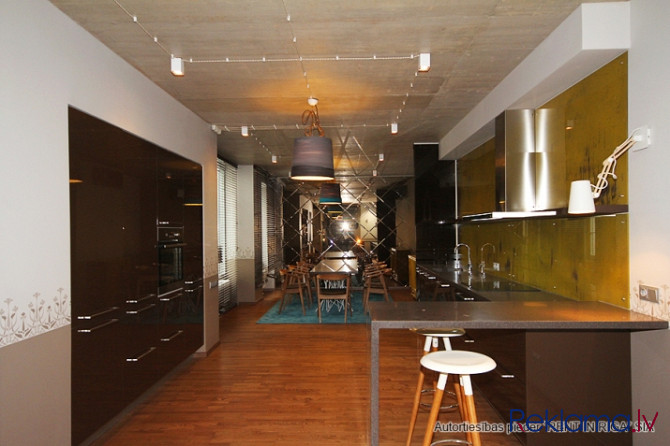 На аренду предлагается трехэтажная 4-комнатная квартира в Тихом центре Риги. Рига - изображение 8
