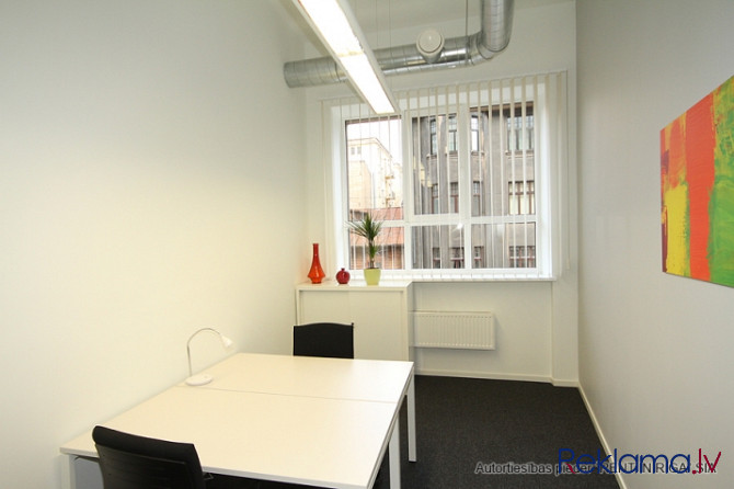 Piedāvājam nomāt biroja telpas jaunā biroja centrā. Pilnībā aprīkoti un darbam gatavi darba kabineti Рига - изображение 6