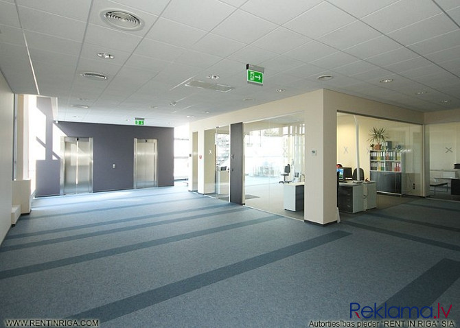 Iznomā biroja telpas renovētā biroju ēkā Pļavniekos.  + 2. stāvs. + Platība sastāv no Rīga - foto 6