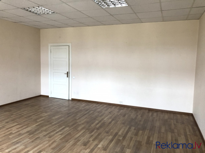 Sakopta ēka un klusi, kvalitatīvi biroji pašā Rīgas centrā Dzirnavu ielā.  44,31m2(32,30m2) Rīga - foto 17