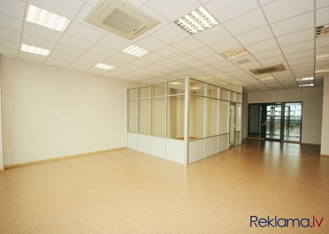 Birojs Ziepniekkalnā, jaunā biroju ēkā.  + 4. stāvā.  + Pašlaik birojs sastāv no atērtas Rīga - foto 5