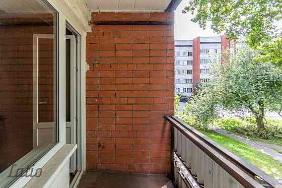 Pārdod divistabu dzīvokli vienā no pieprasītākajām sērijveida ēkām, kas ekspluatācijā nodota 1981.ga Rīga