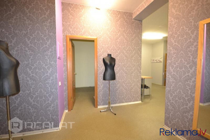 Piedāvājam kvalitatīvi remontētu, gaišu dzīvokli renovētā mājā. Atrodas renovētā Rīga - foto 12