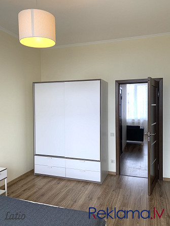 Ilgtermiņā izīrē gaišu un saulainu 3 istabu dzīvokli jaunajā projektā, divas istabas izolētas, pie a Рига - изображение 5