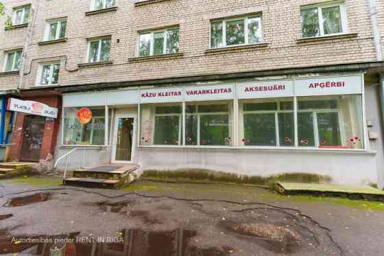 Nomai pieejamas komerctelpas Rīgas centrā  Telpas ar kopējo platību  134m2, ieeju no fasādes puses,  Rīga