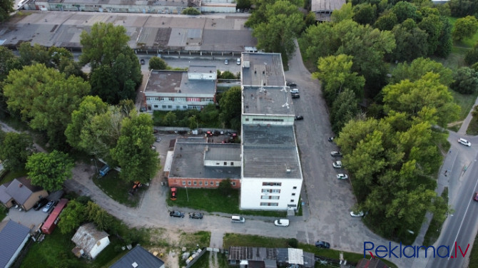 Pārdod 4 stāvu biroju ēku ar zemi 0.6350 ha.  Īpašumā ietilpst: (C) Buļļu iela 70a - parks Rīga - foto 9