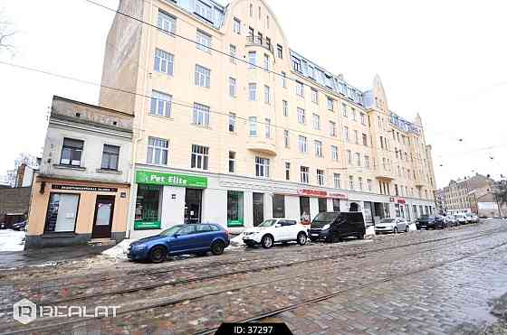 Izīrē modernu, izremontētu 4- istabu dzīvokli bez mēbelēm pašā Rīgas centrā - Martas ielā 9.  + 96 m Rīga