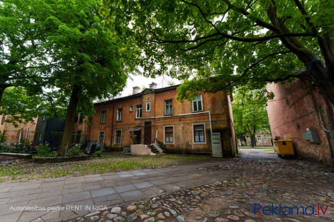Продаваемая недвижимость состоит из двух жилых зданий, одного нежилого здания и Рига - изображение 1