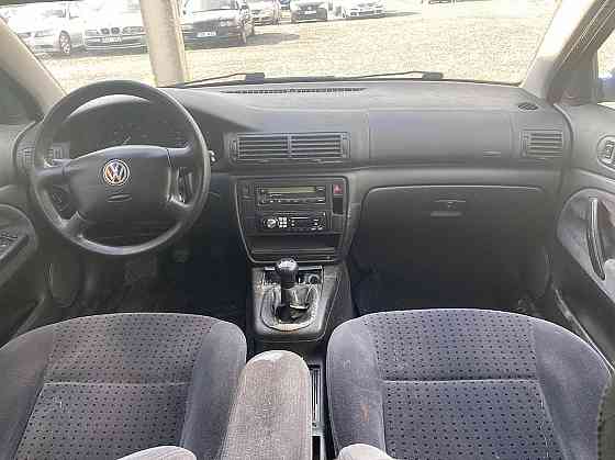 Volkswagen Passat Comfortline 1.8 92kW Tallina