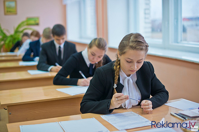 Мои Ученики Ждут Экзаменов English, Чтобы Показать Свои Знания и Способности. Rīga - foto 2