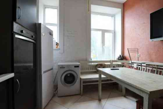 6-комнатная квартира в центре Риги!  В квартире есть собственный газовый котел. Рига