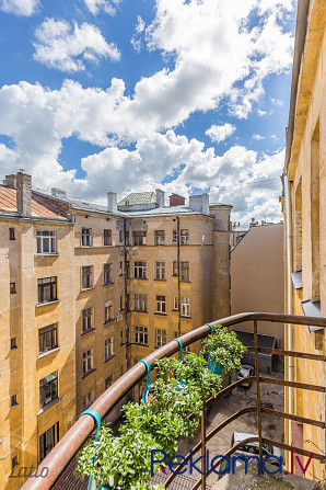 Elizabetes Rezidence  viena no spilgtākajām Rīgas arhitektūras mantojuma pērlēm  celta 19. Rīga - foto 8