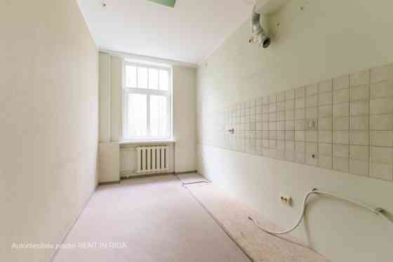 Продается квартира в отреставрированном доме, улица Структору 5.  Планировка Rīga