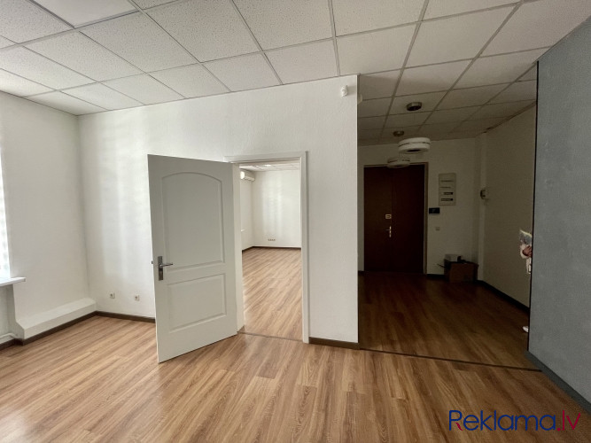 Kvalitatīvas biroja telpas ar privātu sanmezglu un virtuvi.  + Birojs atrodas ēkas 3. stāvā Rīga - foto 10