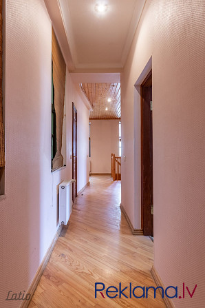 Tiek pārdots 2-stāvīgs 4 istabu dzīvoklis 4. - 5. stāvā lieliskā vietā - pašā Rīgas Rīga - foto 10