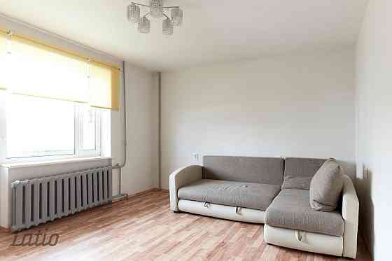 Tiek pārdots plašs 6 istabu dzīvoklis lieliskā vietā pašā Rīgas centrā ar skatu uz Kronvalda parku R Рига