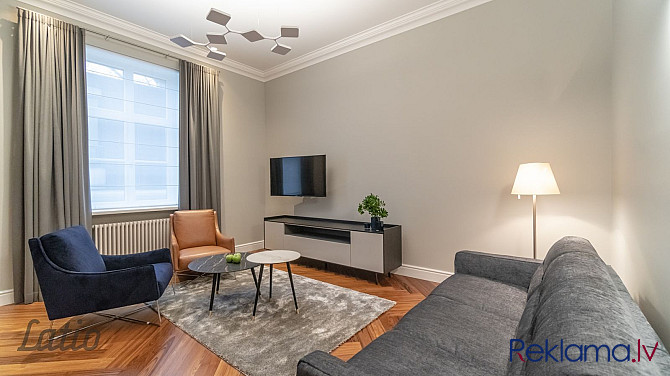 Pārdod plašu 2-istabu dzīvokli jaunā projektā ar ļoti ērtu plānojumu - plašs koridors ar Rīga - foto 5
