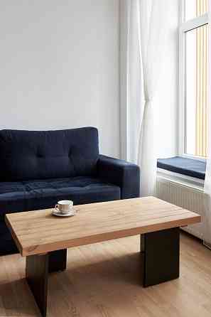 Pārdod 3 istabas dzīvokli Āgenskalnā.
Dzīvoklis ir pieejams ar pilno apdari, kuras veidošanas proces Rīga