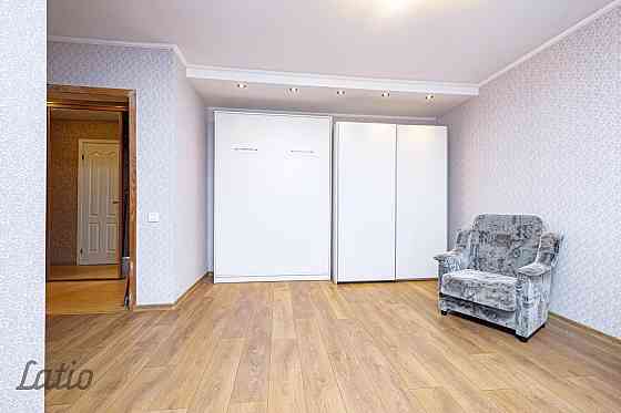 Pārdod 2 istabu dzīvokli Āgenskalnā.
Dzīvoklis ir pieejams ar pilno apdari, kuras veidošanas procesā Rīga