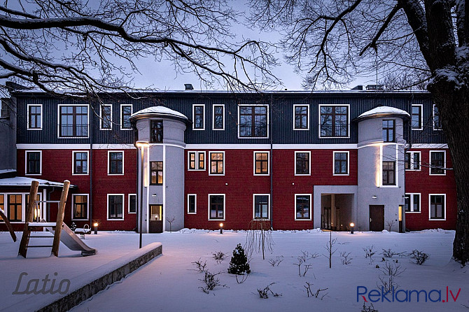 Pārdod 2 istabu dzīvokli Āgenskalnā.
Dzīvoklis ir pieejams ar pilno apdari, kuras veidošanas Rīga - foto 12
