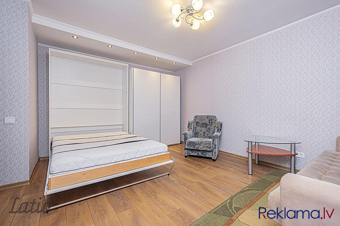Pārdod 2 istabu dzīvokli Āgenskalnā.
Dzīvoklis ir pieejams ar pilno apdari, kuras veidošanas Rīga - foto 4