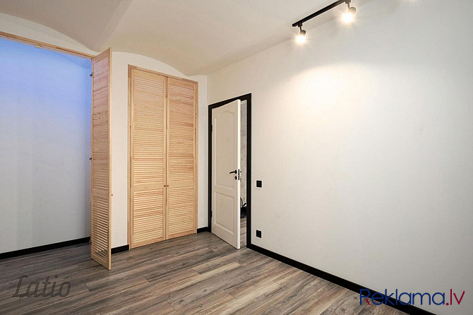 Kvalitatīvi renovēts dzīvoklis ar autostāvvietu slēgtā pagalmā - iegādei pieejams 2 istabu dzīvoklis Рига - изображение 9