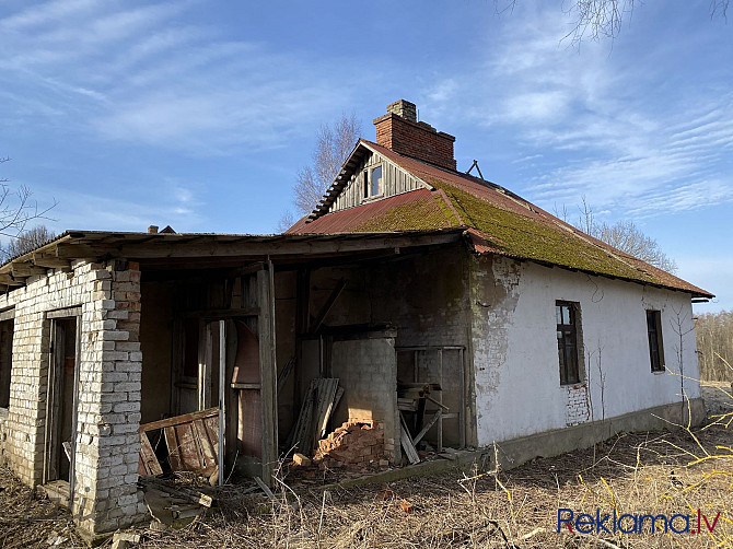 Pārdod zemes gabalu ar māju pie Salacas upes, Valmieras novadā, Skaņkalnes pagastā.
Zemes Valmiera un Valmieras novads - foto 11
