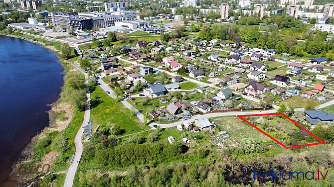 Tiek pārdots zemes gabals ar dārza mājiņu blakus Daugavai privātmājas būvēšanai. Ir trīs fāzu 32 A e Рига - изображение 9